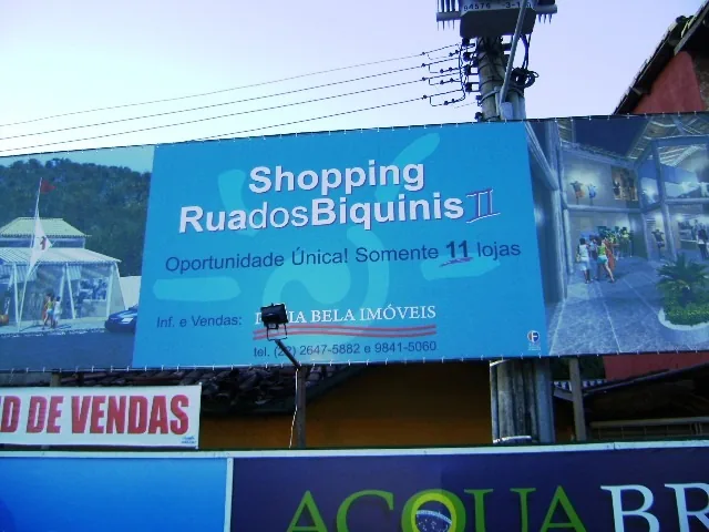 Rua dos Biquínis em Cabo Frio RJ